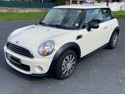 Weiß Gebraucht 2010 Mini ONE Kleinwagen | 2.800 € (Fairer Preis)
