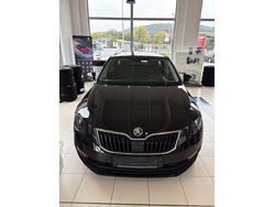Cerna magic/black magic Gebraucht 2018 Skoda Octavia Clever Kombi | 20.690 € (Teuer)