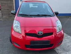 Rot Gebraucht 2009 Toyota Yaris Kleinwagen | 4.800 € (Etwas zu teuer)