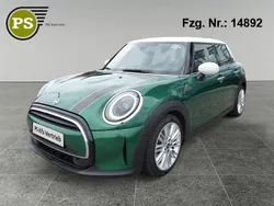 Grün Gebraucht 2023 Mini Cooper Kleinwagen | 26.980 € (Etwas zu teuer)