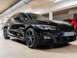 Schwarz Gebraucht 2020 BMW 330 M Sport Limousine | 37.500 € (Fairer Preis)