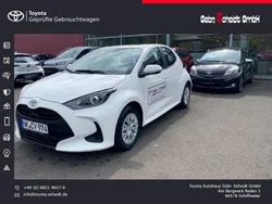 Weiß Neu 2025 Toyota Yaris Hybrid Business Edition Limousine | 24.199 € (Fairer Preis)