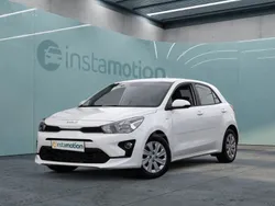 Weiß Gebraucht 2023 Kia Rio Spirit Limousine | 17.722 € (Fairer Preis)