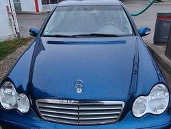 Blau Gebraucht 2004 Mercedes C180 Classic Limousine | 7.000 € (Teuer)