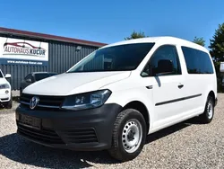 Weiß Gebraucht 2015 VW Caddy Maxi Van / Kleinbus | 9.430 € (Etwas zu teuer)