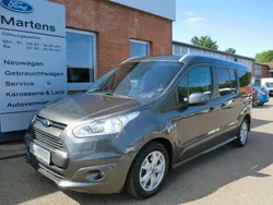 Grau Gebraucht 2016 Ford Grand Tourneo Connect Titanium Van / Kleinbus | 16.490 € (Fairer Preis)