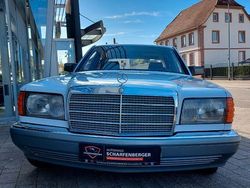 Weiß Gebraucht 1988 Mercedes 420 SE Limousine | 9.900 €