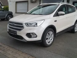 Weiß Gebraucht 2020 Ford Kuga Cool & Connect SUV | 16.290 € (Guter Preis)