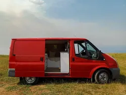 Rot Gebraucht 2010 Ford Transit Van / Kleinbus | 10.500 €