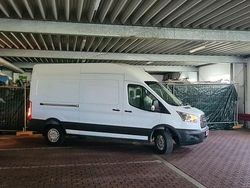 Weiß Gebraucht 2015 Ford Transit Limousine | 10.350 €