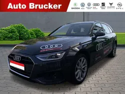 Grau Gebraucht 2020 Audi A4 Basis Kombi | 28.670 €