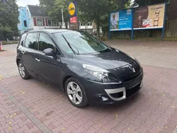 Grau Gebraucht 2009 Renault Scénic III Dynamique Van / Kleinbus | 2.499 € (Guter Preis)