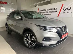 Silver (m) Gebraucht 2020 Nissan Qashqai N-Way SUV | 18.950 € (Fairer Preis)