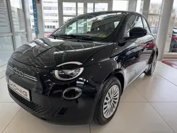 Schwarz Gebraucht 2025 Fiat 500e Red Kleinwagen | 25.689 € (Fairer Preis)