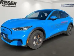 Blau Gebraucht 2023 Ford Mustang Mach-E Standard Range SUV | 31.950 € (Superpreis)