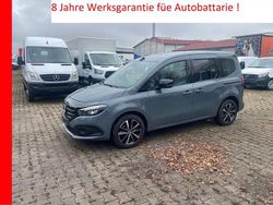 Grau Gebraucht 2024 Mercedes EQT200 Style Van / Kleinbus | 24.871 € (Fairer Preis)