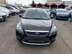 Schwarz Gebraucht 2009 Ford Focus Titanium Limousine | 3.900 € (Fairer Preis)