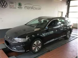 Schwarz Gebraucht 2021 VW Passat GTE Kombi | 23.906 € (Guter Preis)