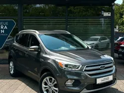 Grau Gebraucht 2017 Ford Kuga Titanium SUV | 11.995 € (Fairer Preis)