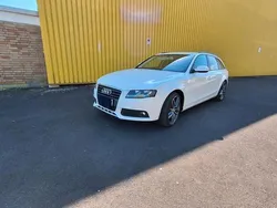 Weiß Gebraucht 2010 Audi A4 Ambiente Kombi | 7.200 € (Fairer Preis)