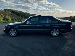 Schwarz Gebraucht 1992 Mercedes E230 Sportline Limousine | 5.500 €