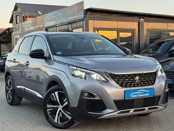 Grau Gebraucht 2018 Peugeot 3008 Allure+ SUV | 13.990 € (Fairer Preis)