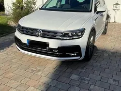 Weiß Gebraucht 2018 VW Tiguan Highline SUV | 26.200 € (Etwas zu teuer)