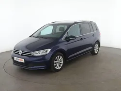 Blau Gebraucht 2018 VW Touran Comfortline Van / Kleinbus | 21.250 € (Fairer Preis)