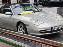 Silber Gebraucht 2002 Porsche 911 Carrera 4 Cabriolet Cabrio | 34.996 € (Teuer)