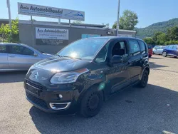 Farbe schwarz obsidien/metalli Gebraucht 2011 Citroën C3 Picasso Tendance Van / Kleinbus | 990 € (Superpreis)