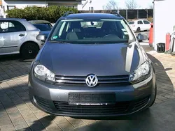 Platinum grey metallic Gebraucht 2010 VW Golf VI Comfortline Kombi | 3.990 € (Fairer Preis)