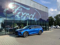 Blau Neu 2025 Ford Focus Active Limousine | 41.490 €