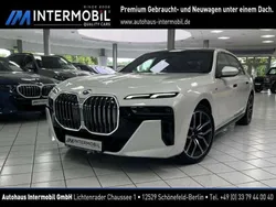 Mineralweiss Gebraucht 2024 BMW 740 M Sport Limousine | 97.990 € (Etwas zu teuer)