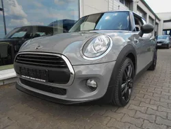Grau Gebraucht 2017 Mini ONE Kleinwagen | 9.999 € (Guter Preis)