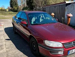 Rot Gebraucht 1997 Opel Omega Limousine | 2.000 € (Etwas zu teuer)