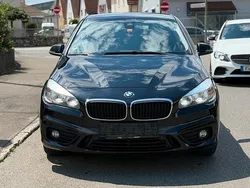 Schwarz Gebraucht 2017 BMW 218 Active Tourer Van / Kleinbus | 7.500 € (Etwas zu teuer)
