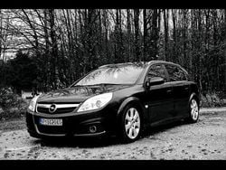 Blau Gebraucht 2006 Opel Signum Kleinwagen | 1.700 €