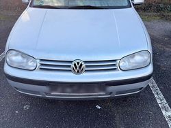 Silber Gebraucht 2000 VW Golf IV Edition Limousine | 890 € (Fairer Preis)