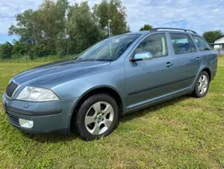 Grau Gebraucht 2009 Skoda Octavia Ambiente Kombi | 2.700 € (Guter Preis)