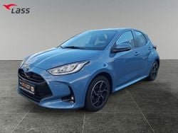 Blau Gebraucht 2020 Toyota Yaris Hybrid Club Limousine | 17.980 € (Fairer Preis)
