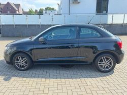 Schwarz Gebraucht 2011 Audi A1 Attraction Kleinwagen | 3.750 € (Superpreis)