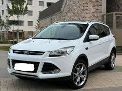 Weiß Gebraucht 2015 Ford Kuga Titanium SUV | 8.990 € (Fairer Preis)