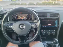 Grau Gebraucht 2017 VW Golf VII Highline Kombi | 13.950 € (Teuer)