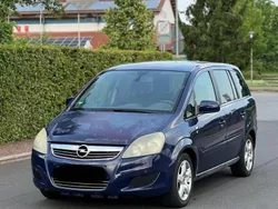 Blau Gebraucht 2010 Opel Zafira Van / Kleinbus | 1.800 € (Fairer Preis)