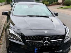 Schwarz Gebraucht 2019 Mercedes CLA200 Shooting Brake Kombi | 21.999 € (Etwas zu teuer)