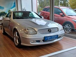 Silber Gebraucht 2001 Mercedes SLK320 Cabrio | 13.990 €