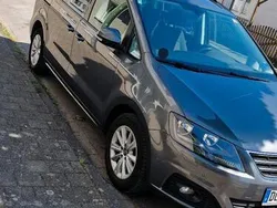 Grau Gebraucht 2017 Seat Alhambra Style Van / Kleinbus | 13.000 € (Fairer Preis)