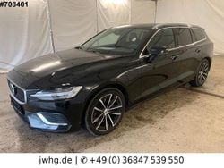 Onyx black Gebraucht 2022 Volvo V60 Core Kombi | 27.450 € (Superpreis)