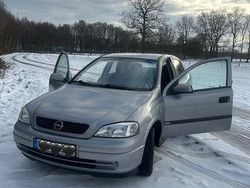 Silber Gebraucht 2001 Opel Astra Limousine | 1.000 € (Superpreis)