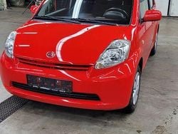 Rot Gebraucht 2008 Daihatsu Sirion Kleinwagen | 2.300 € (Fairer Preis)